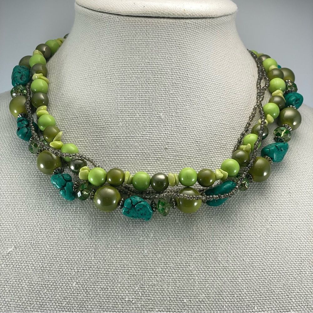 Beautiful Unsigned Green Acrylic Faux Turquoise Beaded  Multi Layer Necklace